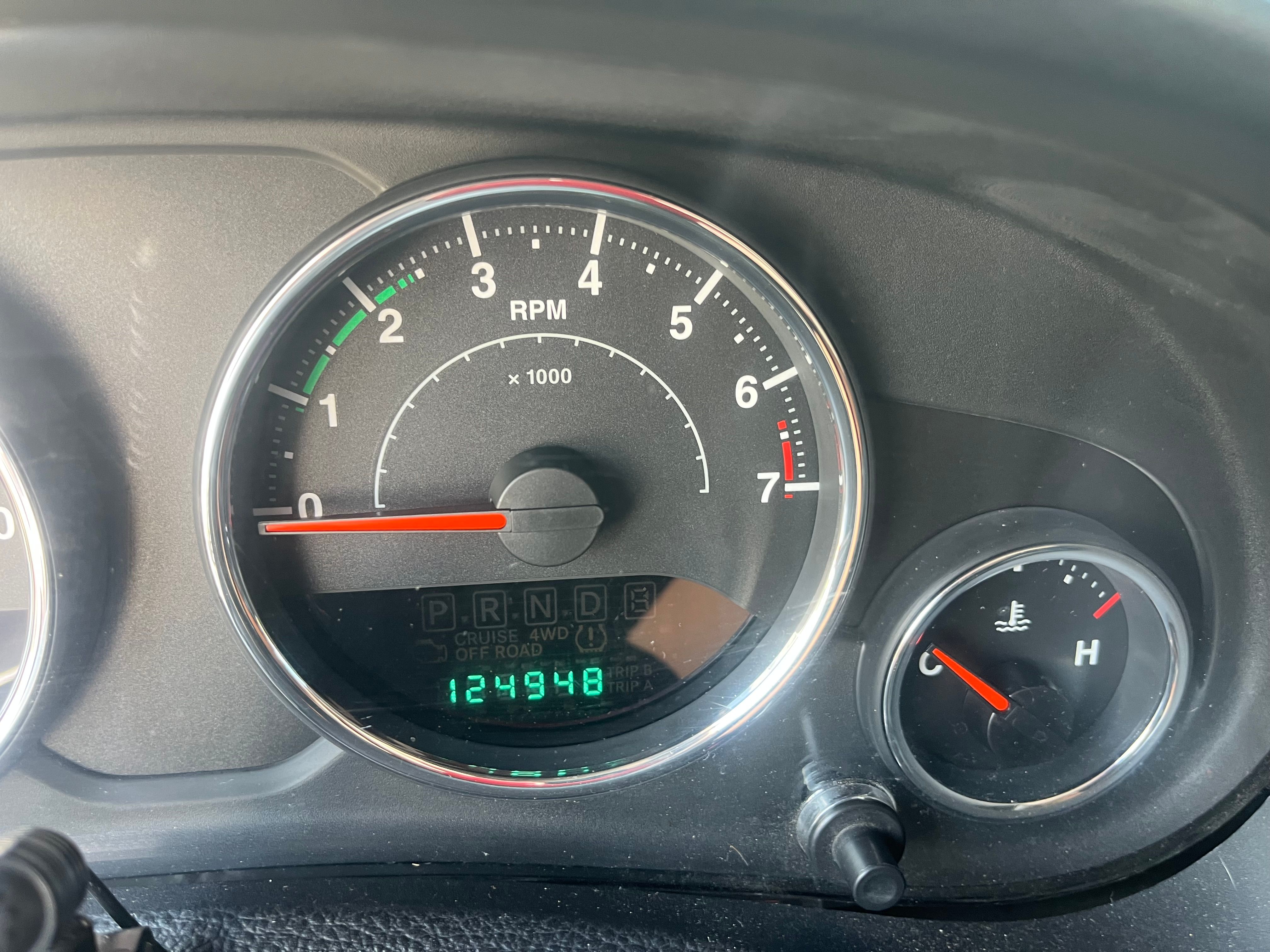 Used 2013 Jeep Wrangler Unlimited Sport AWD/4WD image 11