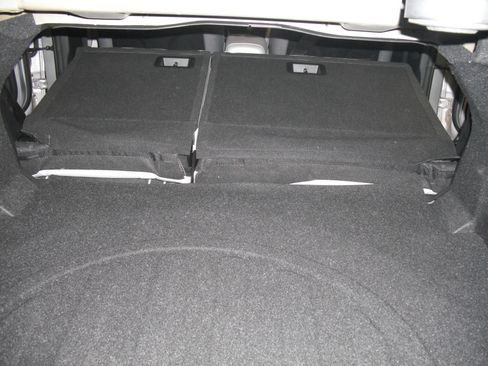 Used 2021 Hyundai Elantra Limited w/ Cargo Package image 14