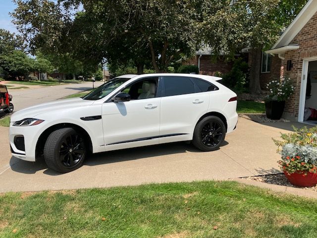 Used 2025 Jaguar F-PACE R-Dynamic S AWD/4WD image 6