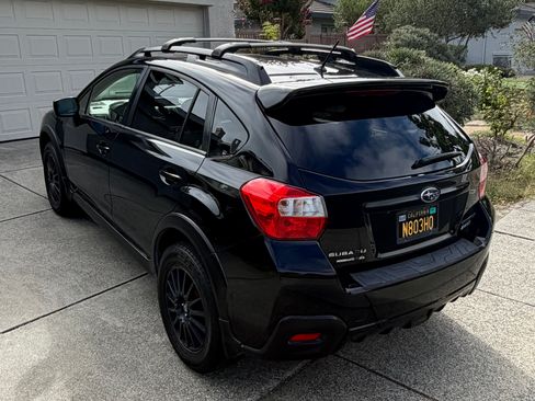 Used 2016 Subaru Crosstrek 2.0i Premium w/ Moonroof Package AWD/4WD image 4