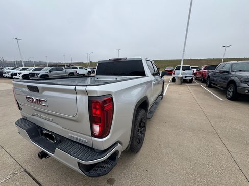 Used 2020 GMC Sierra 1500 Elevation w/ Elevation Value Package image 12