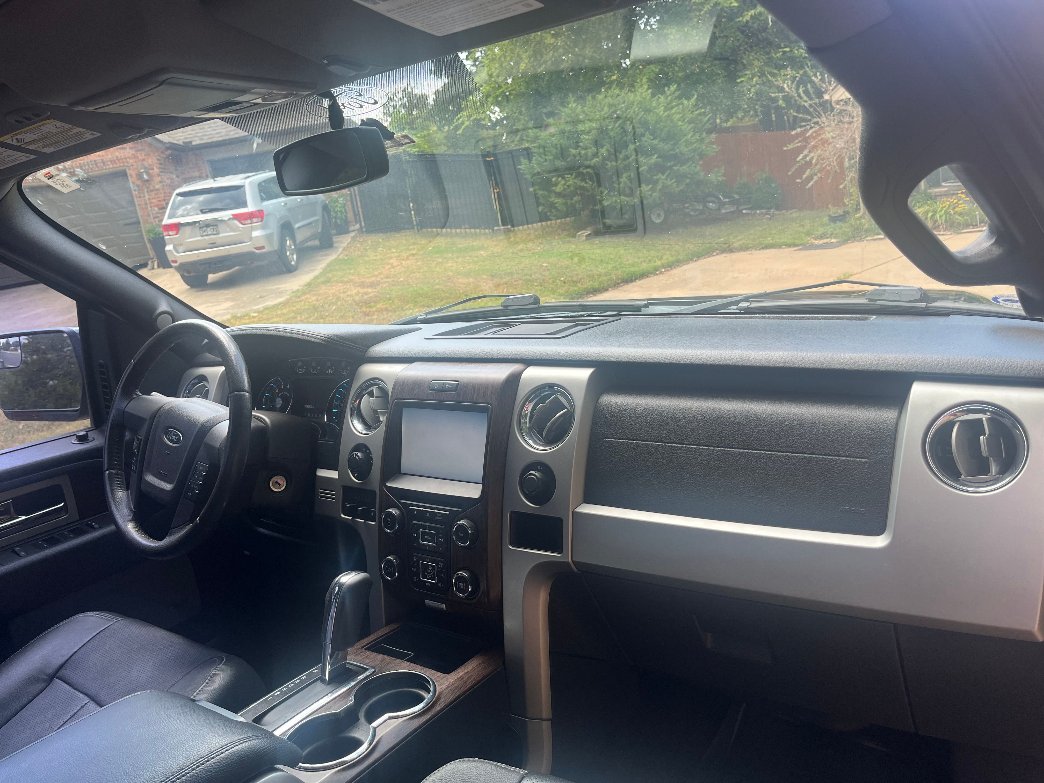 Used 2014 Ford F150 Lariat w/ Equipment Group 502A Luxury AWD/4WD image 10