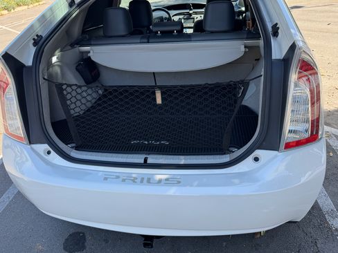 Used 2013 Toyota Prius Four image 6