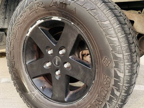 Used 2012 Jeep Wrangler Sport AWD/4WD image 11