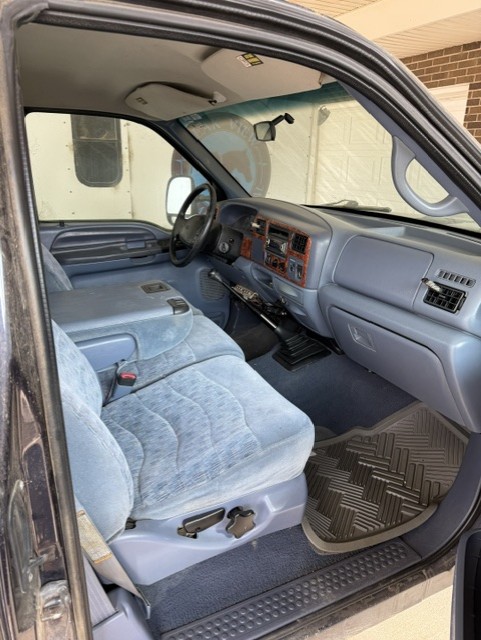 Used 1999 Ford F250 2WD SuperCab Super Duty image 5