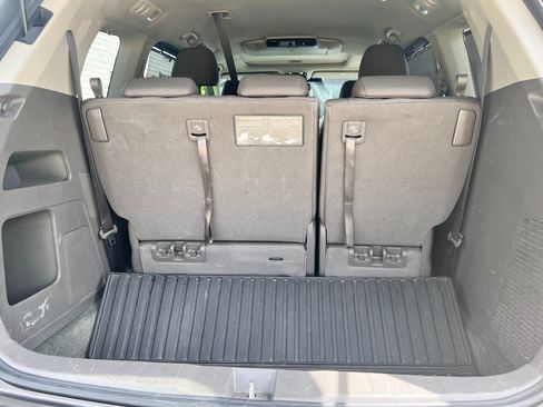 Used 2011 Honda Odyssey Touring Elite image 9