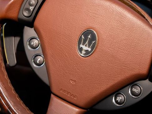 Used 2011 Maserati GranTurismo Convertible RWD image 15