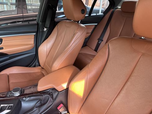 Used 2018 BMW 330e 330e iPerformance Sedan 4D w/ Convenience Package image 6