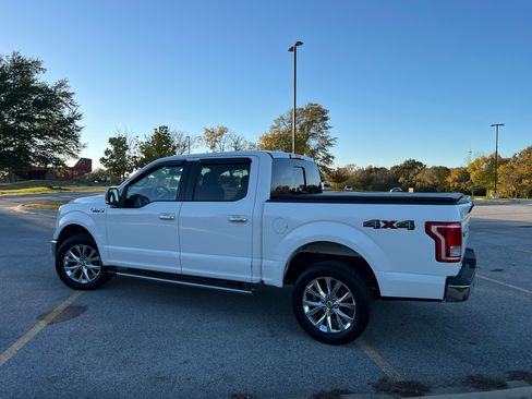 Used 2015 Ford F150 XLT w/ Equipment Group 301A Mid image 5