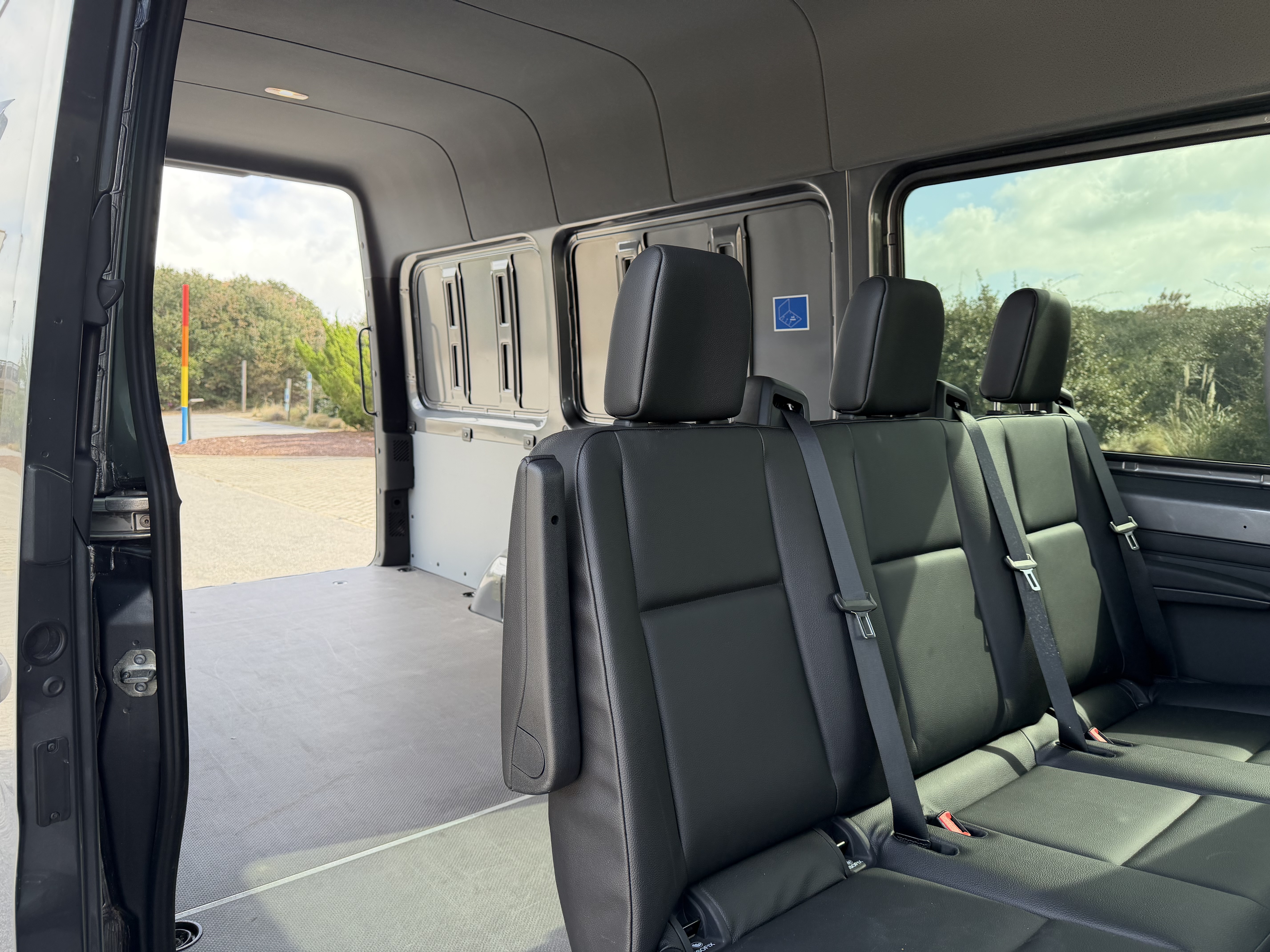 Used 2024 Mercedes-Benz Sprinter 2500 image 20