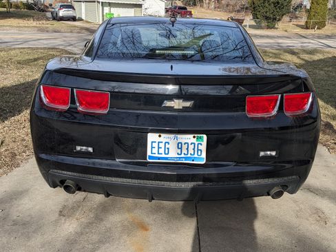 Used 2011 Chevrolet Camaro LS w/ Bluetooth Package image 9