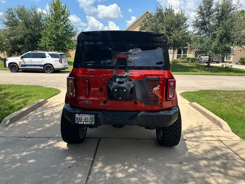 Used 2023 Ford Bronco Outer Banks image 5