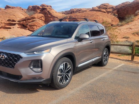 Used 2019 Hyundai Santa Fe AWD image 1