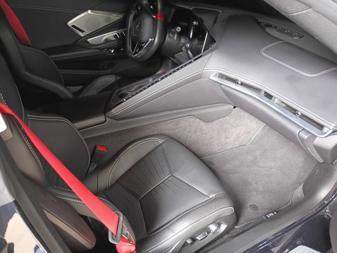 Used 2024 Chevrolet Corvette Stingray Preferred Conv w/ Z51 Performance Package image 10