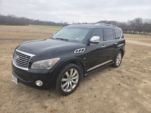 Used 2014 INFINITI QX80 Sport Utility 4D w/ Deluxe Touring Package image 2