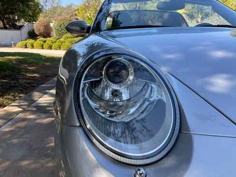 Used 2005 Porsche 911 Carrera S RWD image 5