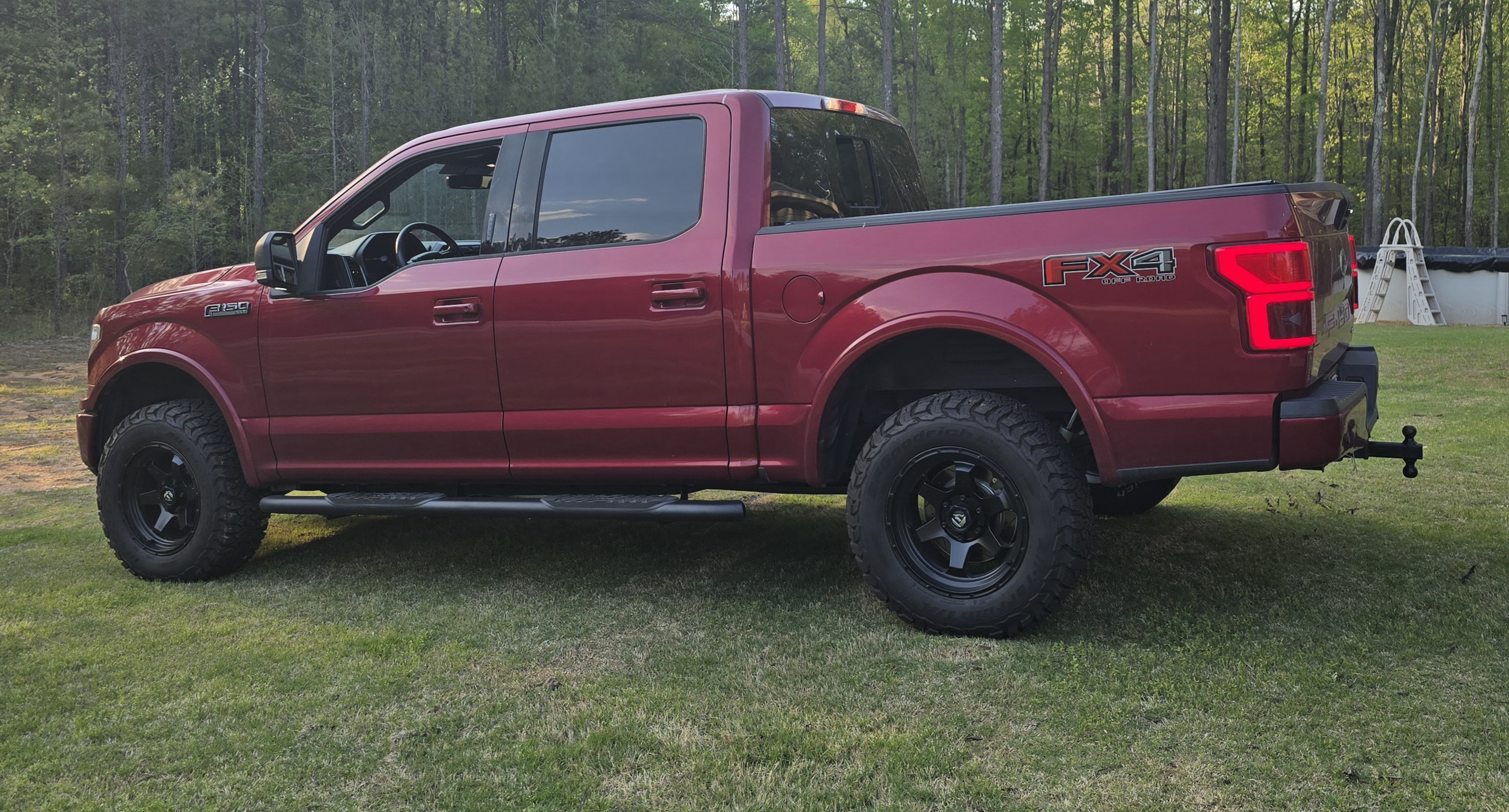 Used 2018 Ford F150 XLT w/ Equipment Group 302A Luxury AWD/4WD image 2