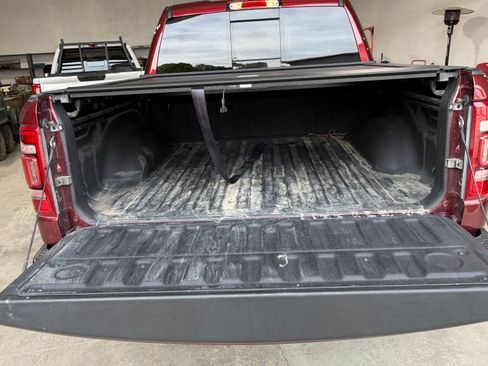 Used 2021 RAM 1500 Big Horn image 10