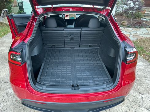 Used 2020 Tesla Model Y Performance image 10