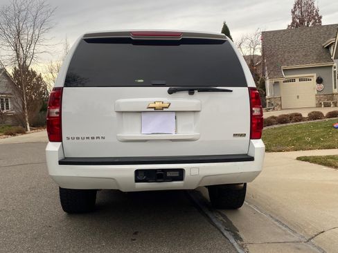 Used 2007 Chevrolet Suburban LT image 6