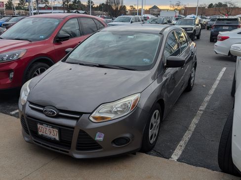 Used 2014 Ford Focus S image 4