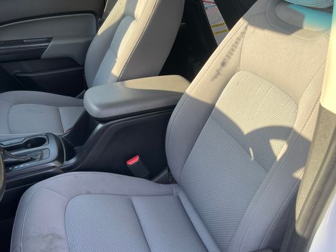 Used 2019 Chevrolet Colorado W/T w/ WT Convenience Package RWD image 12
