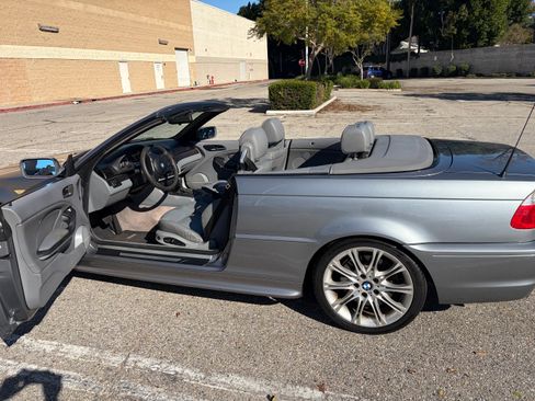 Used 2005 BMW 330Ci Convertible image 27