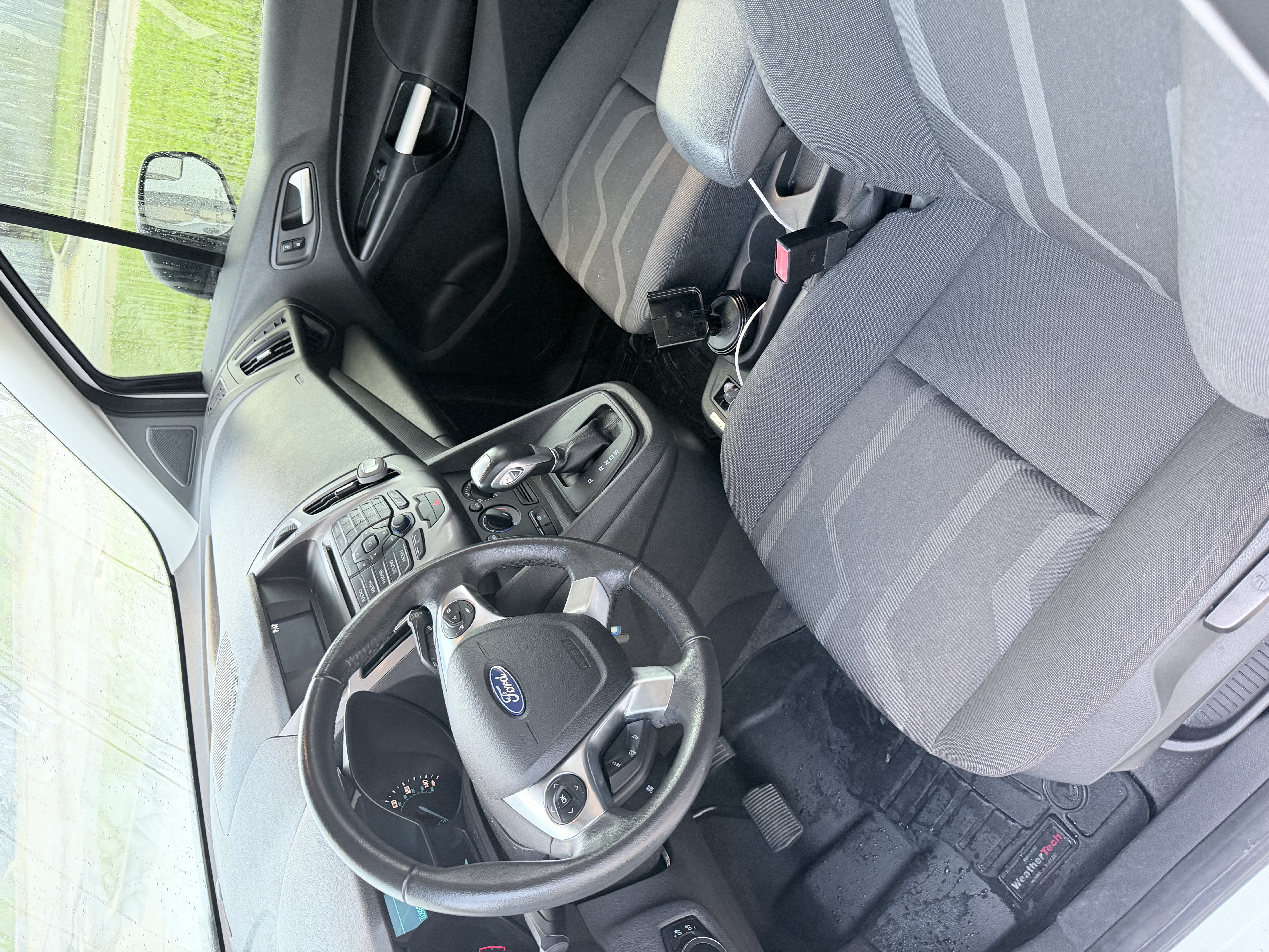 Used 2016 Ford Transit Connect XLT FWD image 6
