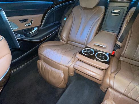 Used 2018 Mercedes-Benz Maybach S 560 4MATIC image 11