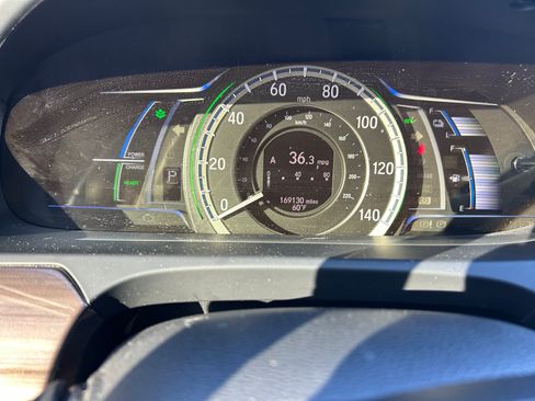 Used 2017 Honda Accord EX-L image 4