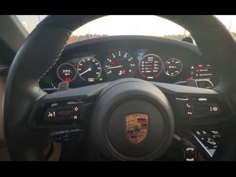 Used 2024 Porsche 911 Carrera S RWD image 10