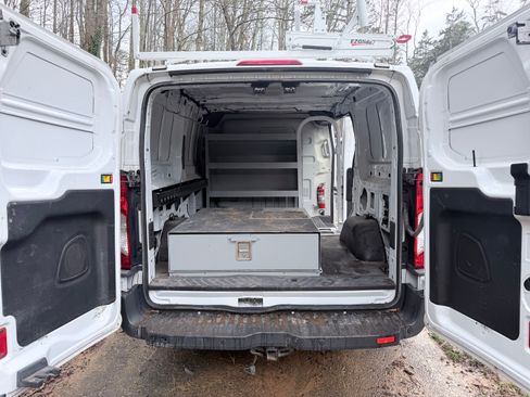 Used 2018 Ford Transit 150 Low Roof w/60/40 Side Door w/R image 9