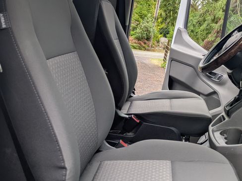 Used 2024 Ford Transit 350 XLT image 6