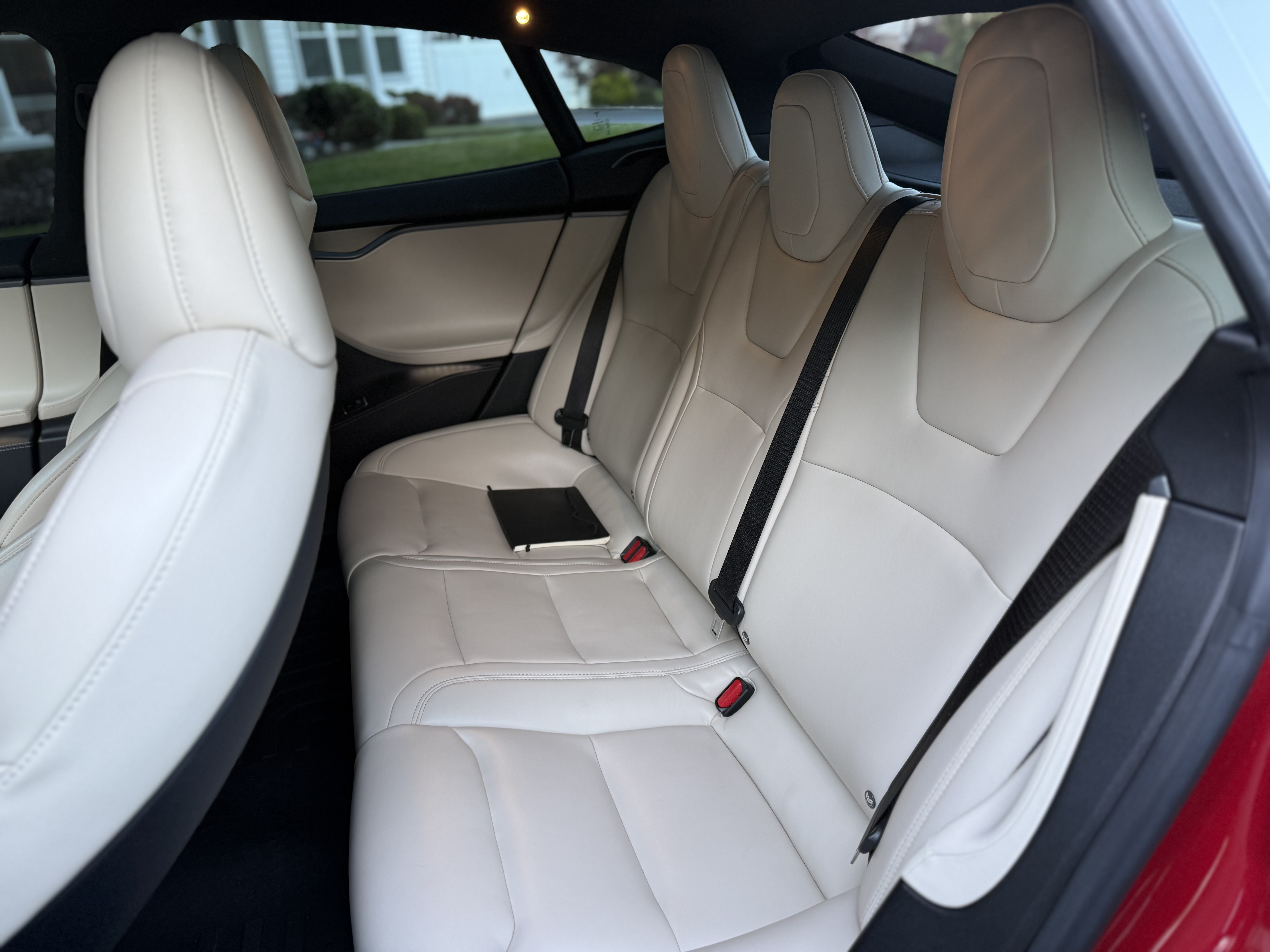 Used 2020 Tesla Model S Long Range Plus AWD/4WD image 8