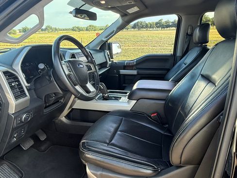 Used 2018 Ford F150 Lariat RWD image 11