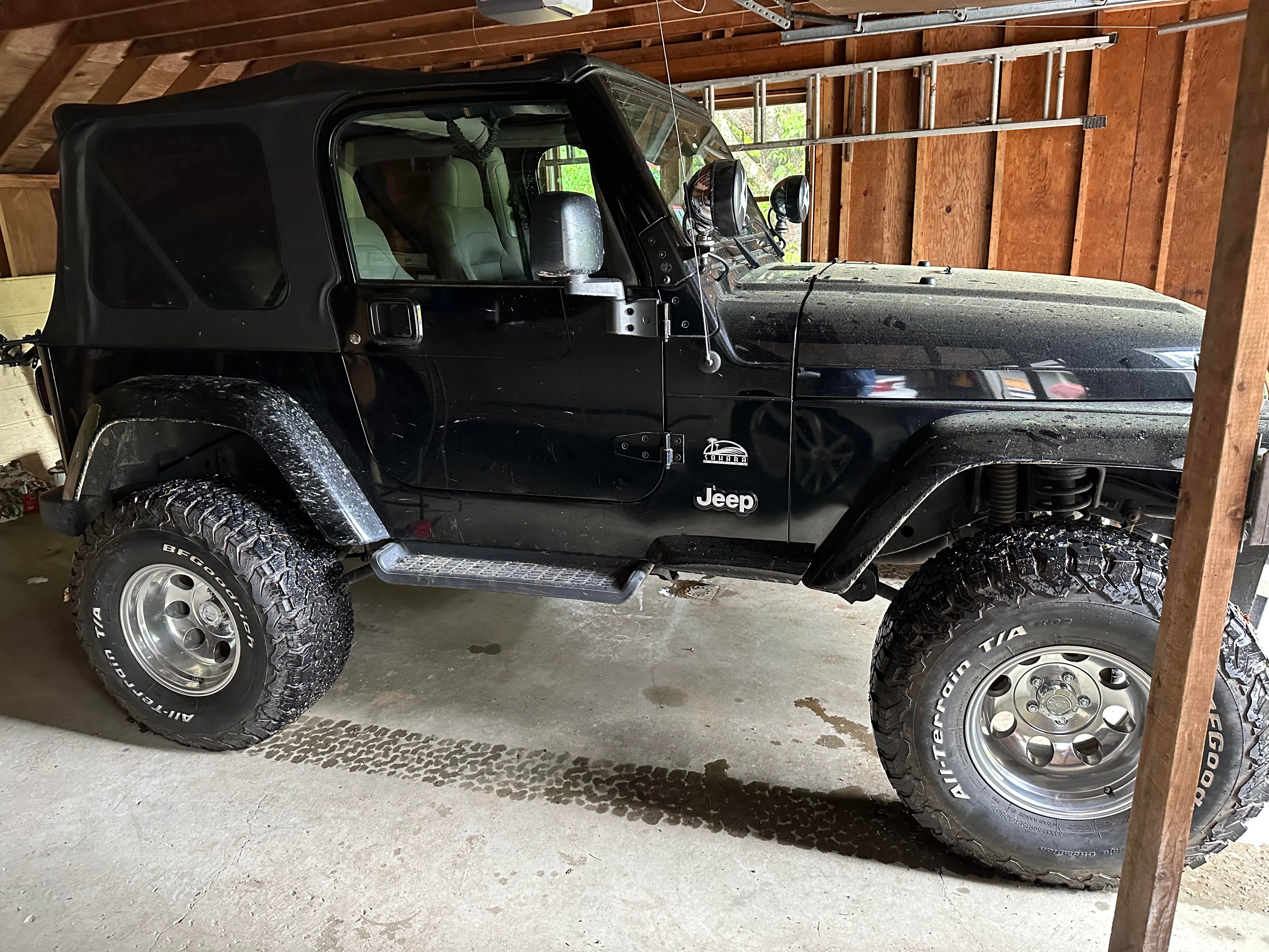 Used 2003 Jeep Wrangler Sahara AWD/4WD image 1