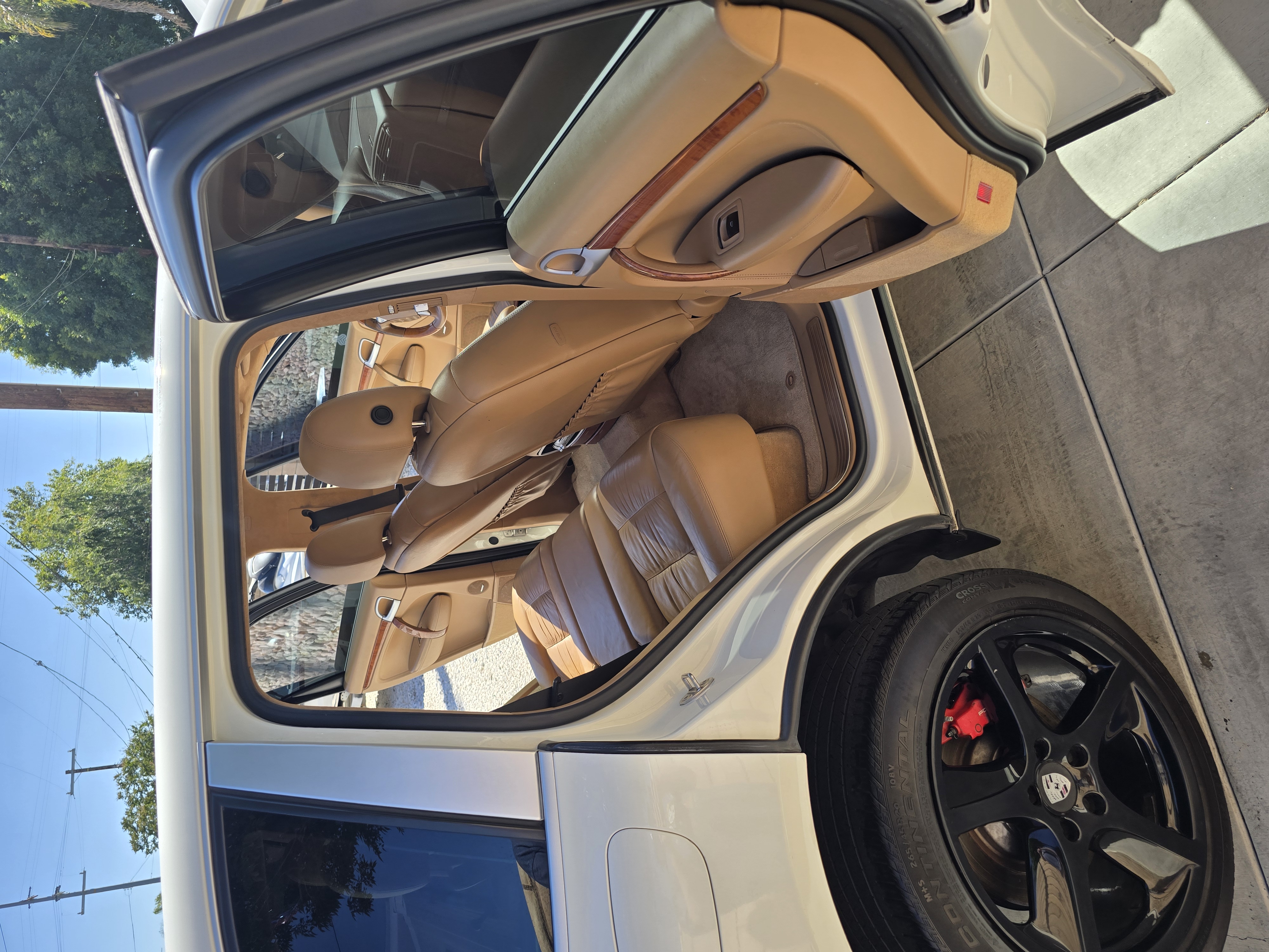 Used 2006 Porsche Cayenne Turbo S AWD/4WD image 8