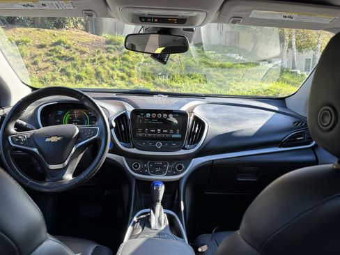 Used 2018 Chevrolet Volt LT w/ LT Driver Confidence Package image 14