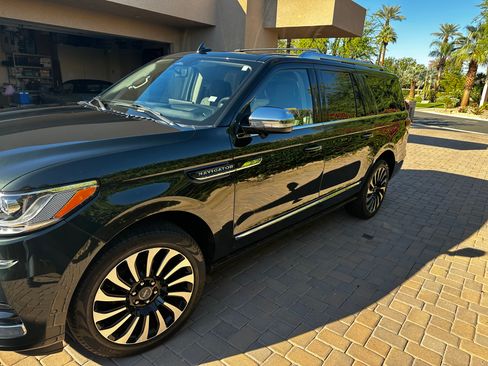 Used 2022 Lincoln Navigator L Black Label image 13