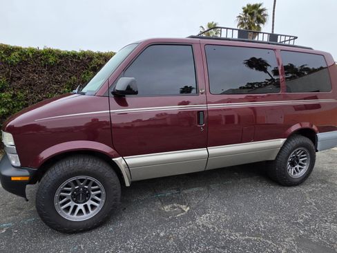 Used 2003 Chevrolet Astro w/ LT Preferred Equipment Group image 5