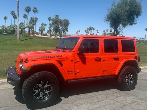 Used 2018 Jeep Wrangler Unlimited Rubicon AWD/4WD image 4