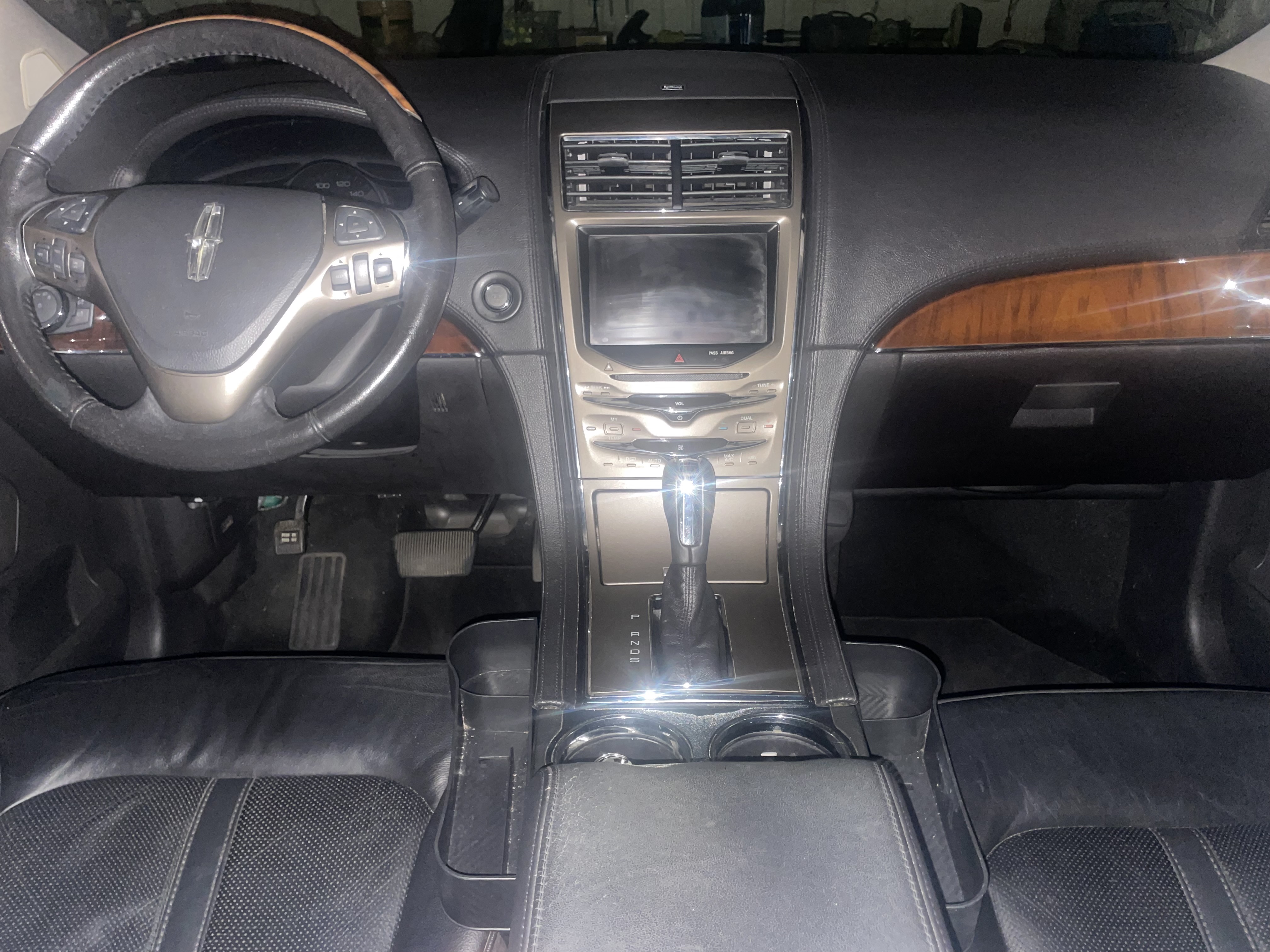 Used 2014 Lincoln MKX FWD w/ Equipment Group 101A image 11