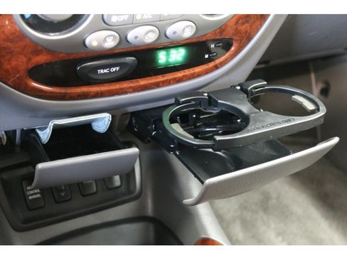 Used 2006 Toyota Sequoia Limited image 14