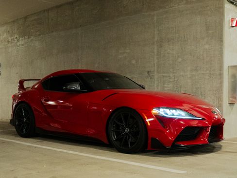 Used 2023 Toyota Supra image 8