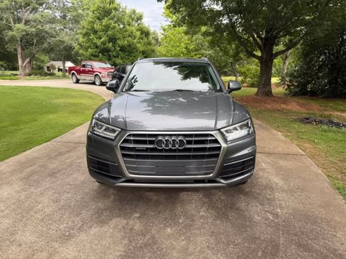 Used 2018 Audi Q5 2.0T Premium Plus w/ Premium Plus Package image 4