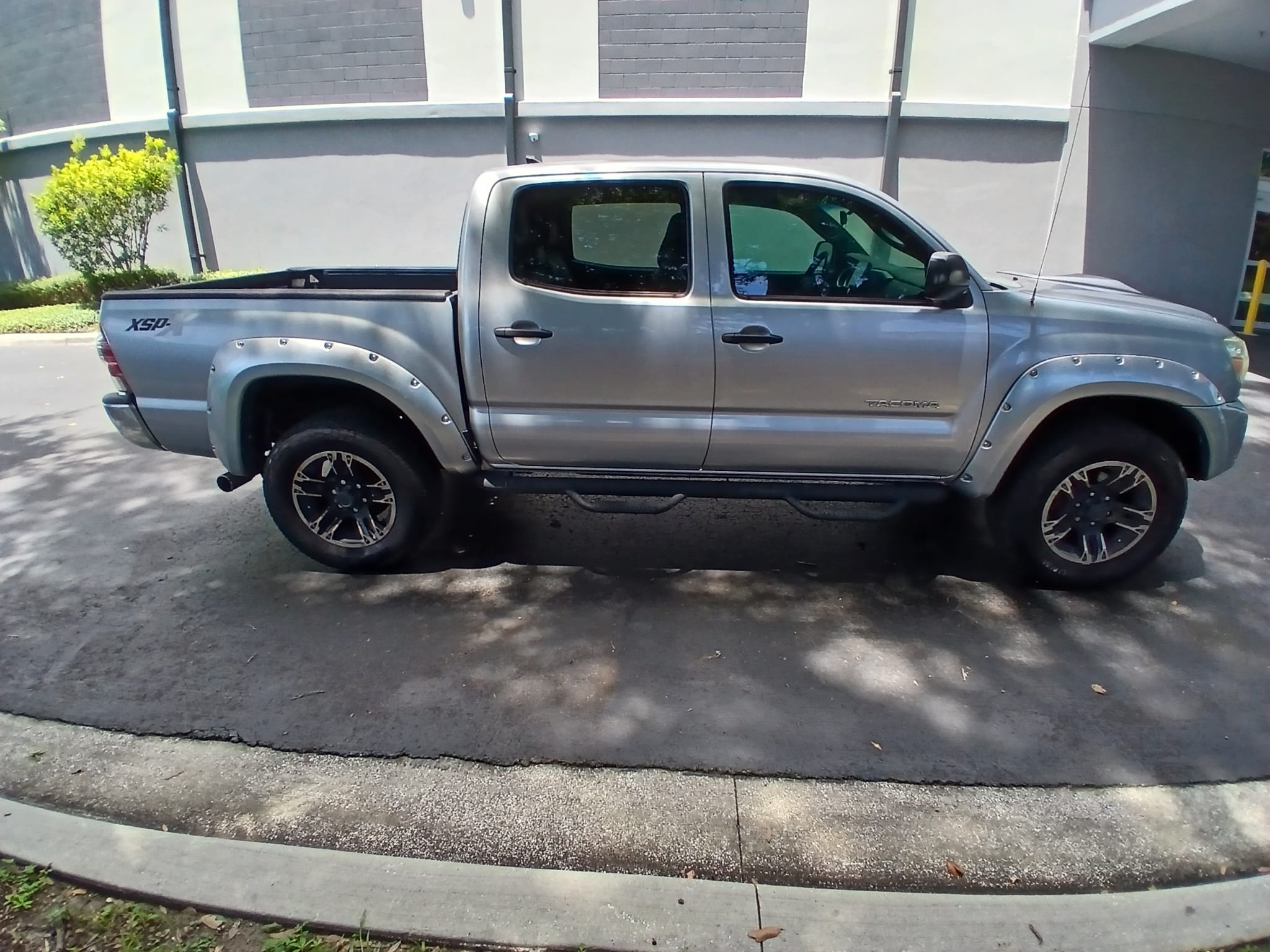 Used 2015 Toyota Tacoma PreRunner w/ SR5 Package RWD image 6