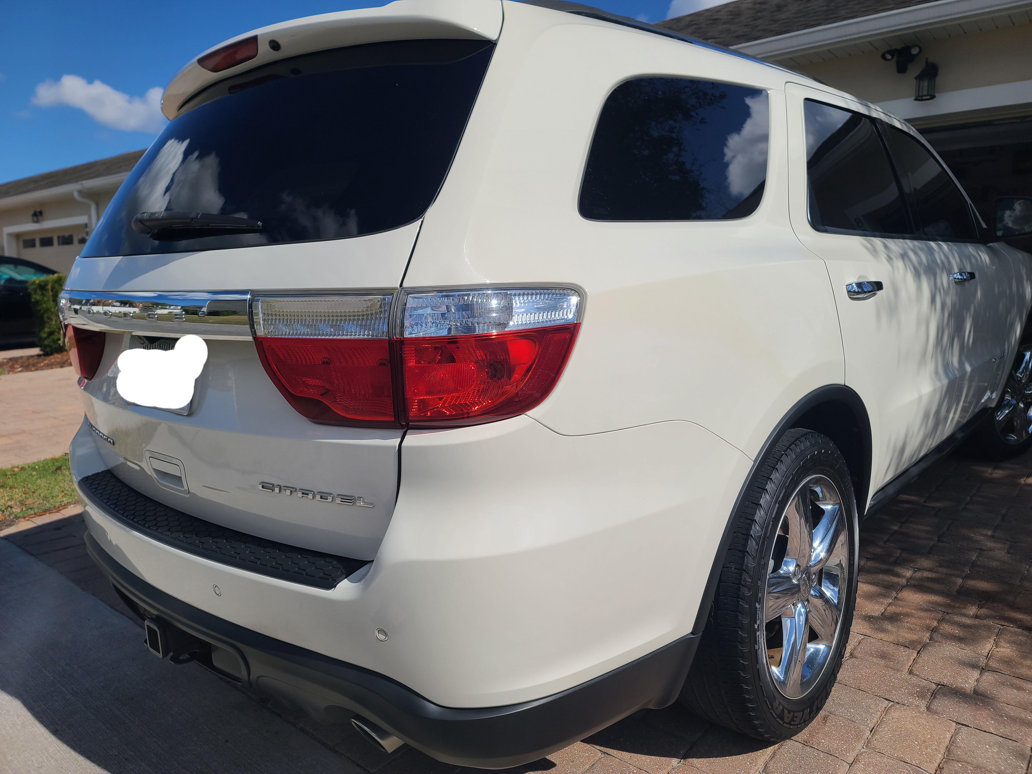 Used 2011 Dodge Durango Citadel RWD image 8