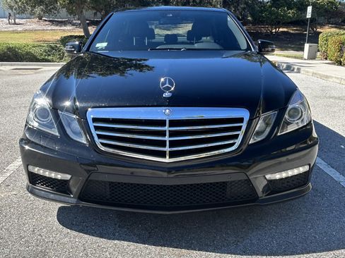 Used 2010 Mercedes-Benz E 63 AMG Sedan image 8