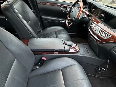 Used 2009 Mercedes-Benz S 550 image 11