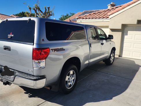 Used 2010 Toyota Tundra 4x4 Double Cab image 12